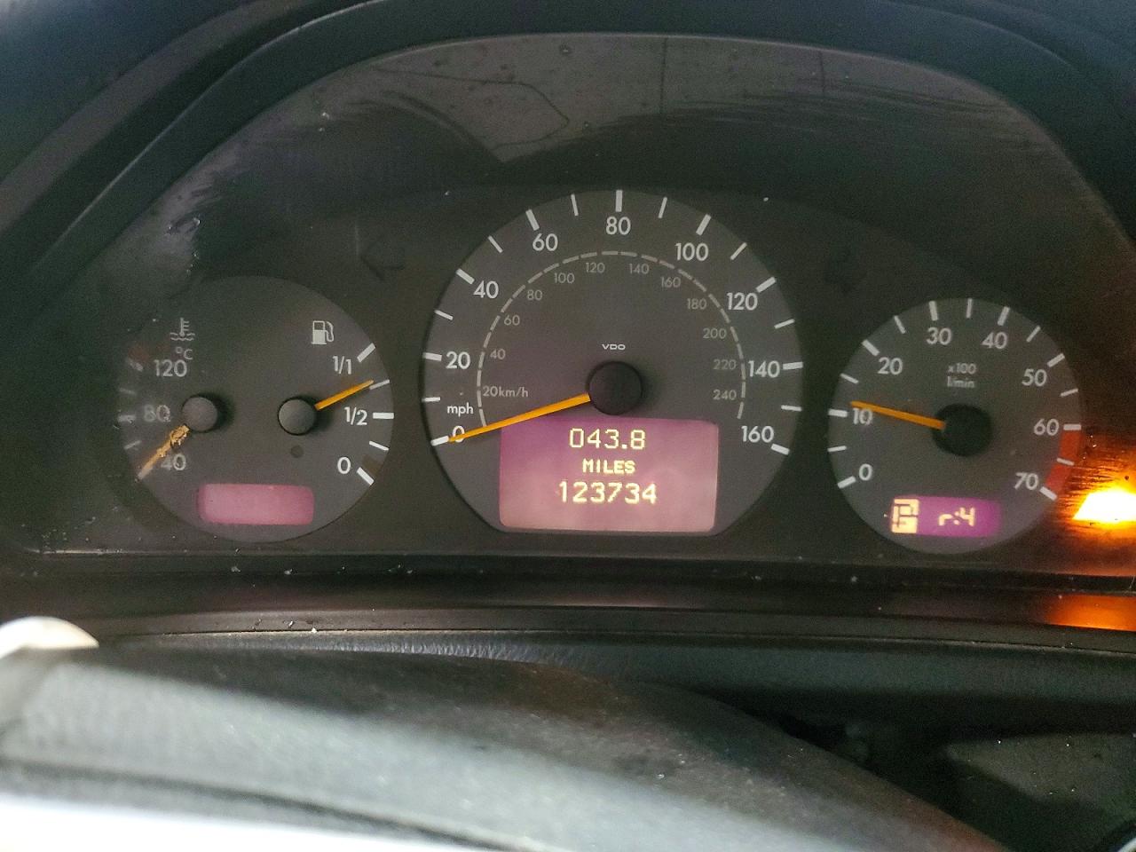 2001 MERCEDES-BENZ CLK 430 photo 9