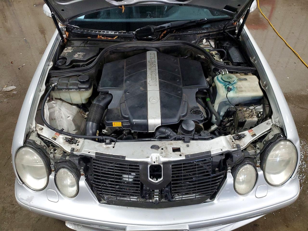 2001 MERCEDES-BENZ CLK 430 photo 11