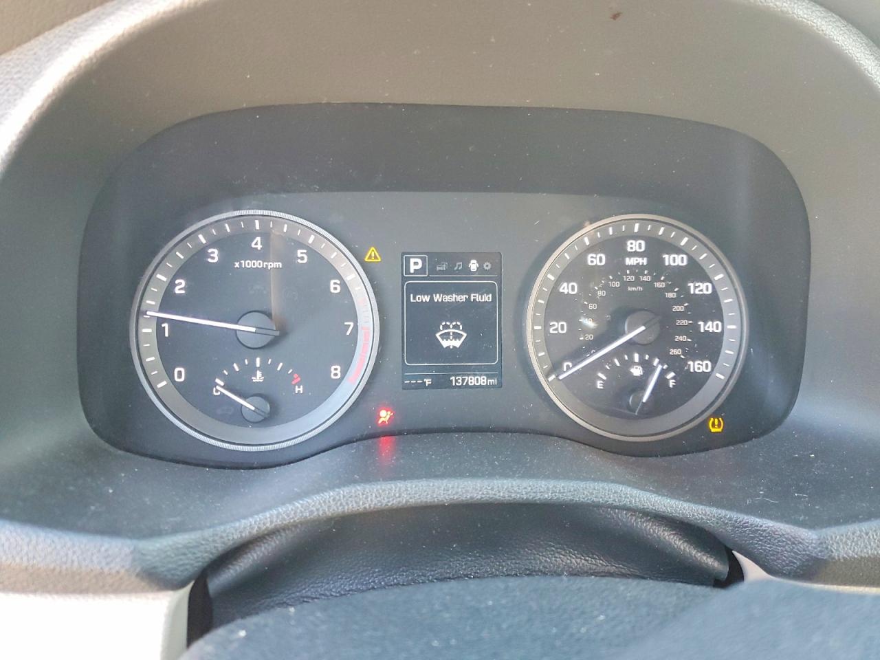 2016 HYUNDAI TUCSON SE photo 9