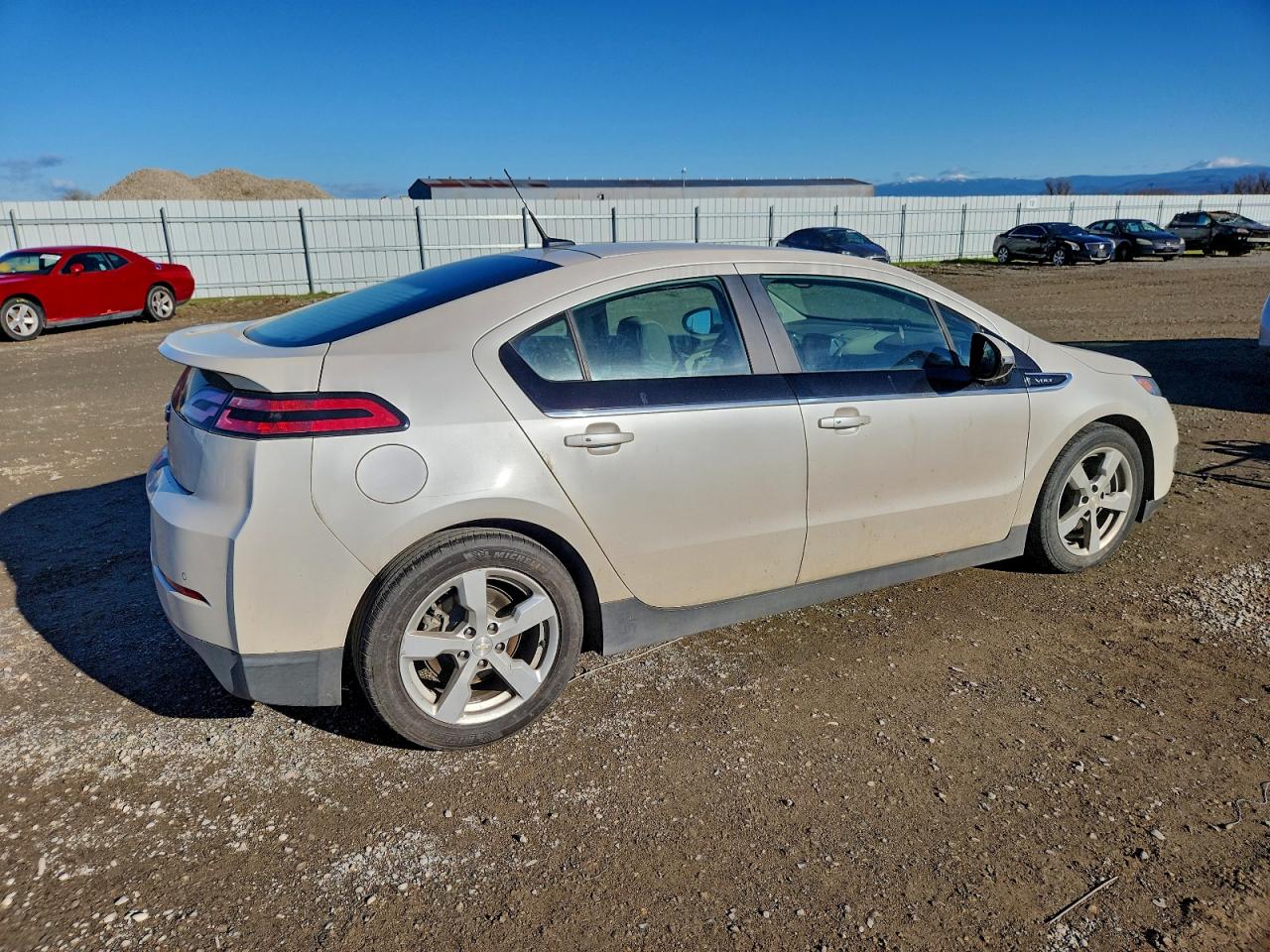 2013 CHEVROLET VOLT photo 3