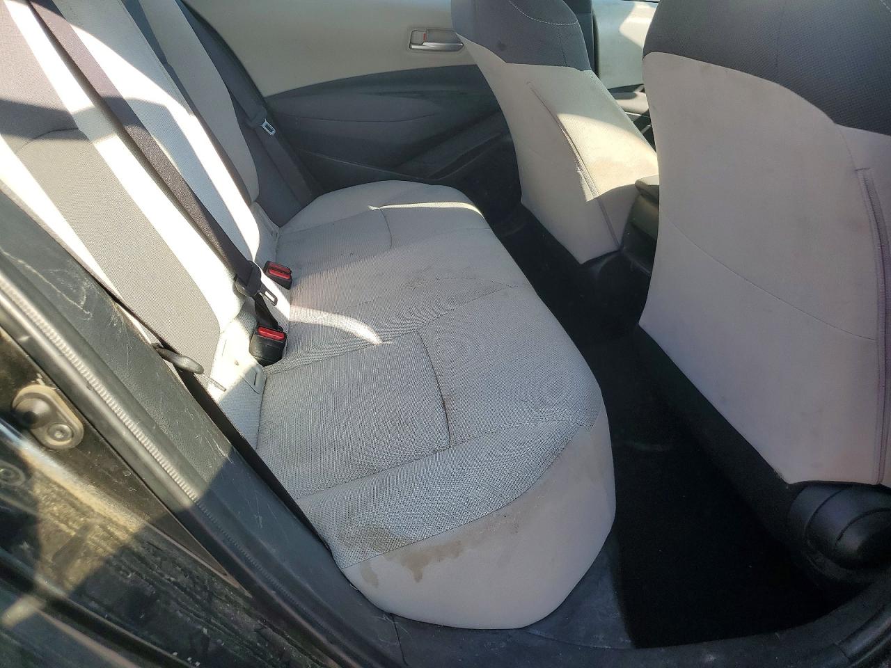 2020 TOYOTA COROLLA L photo 10