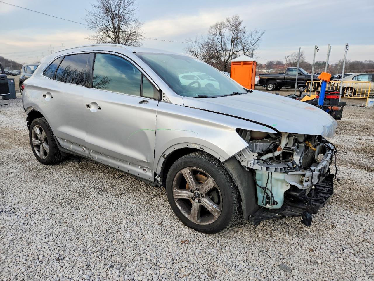 2017 LINCOLN MKC PREMIERE photo 4