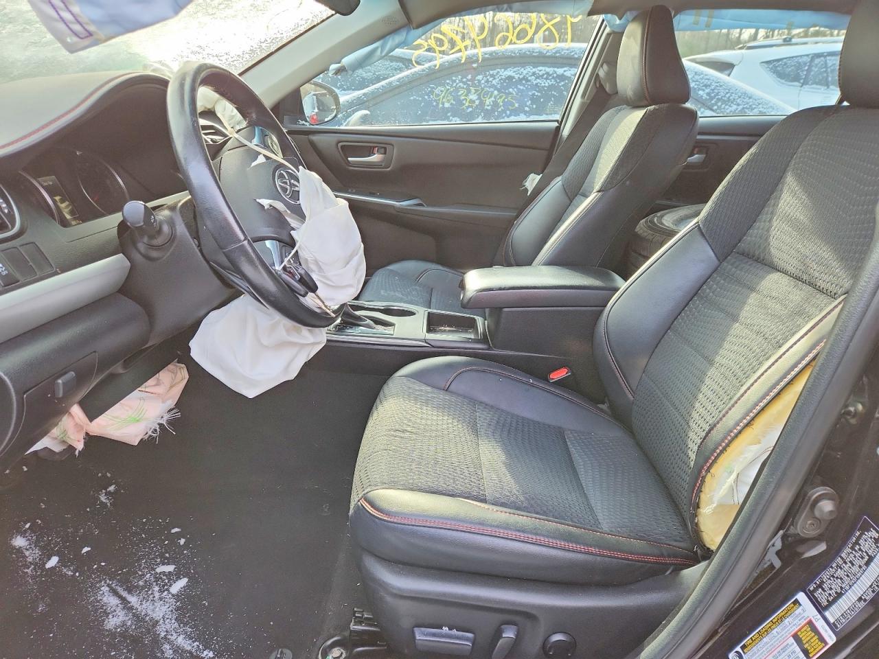 2015 TOYOTA CAMRY LE photo 7