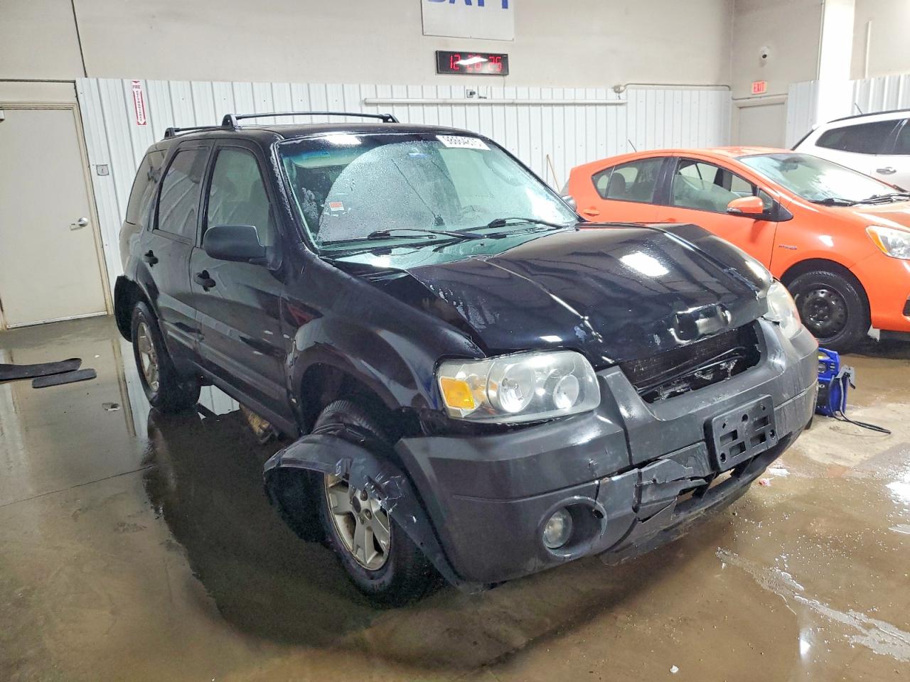 2006 FORD ESCAPE XLT photo 4
