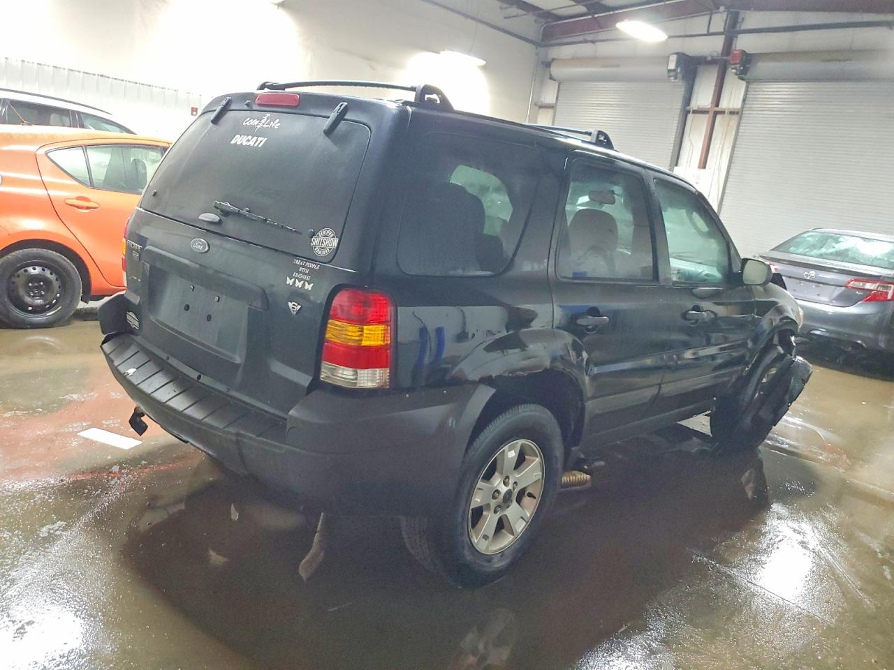 2006 FORD ESCAPE XLT photo 3