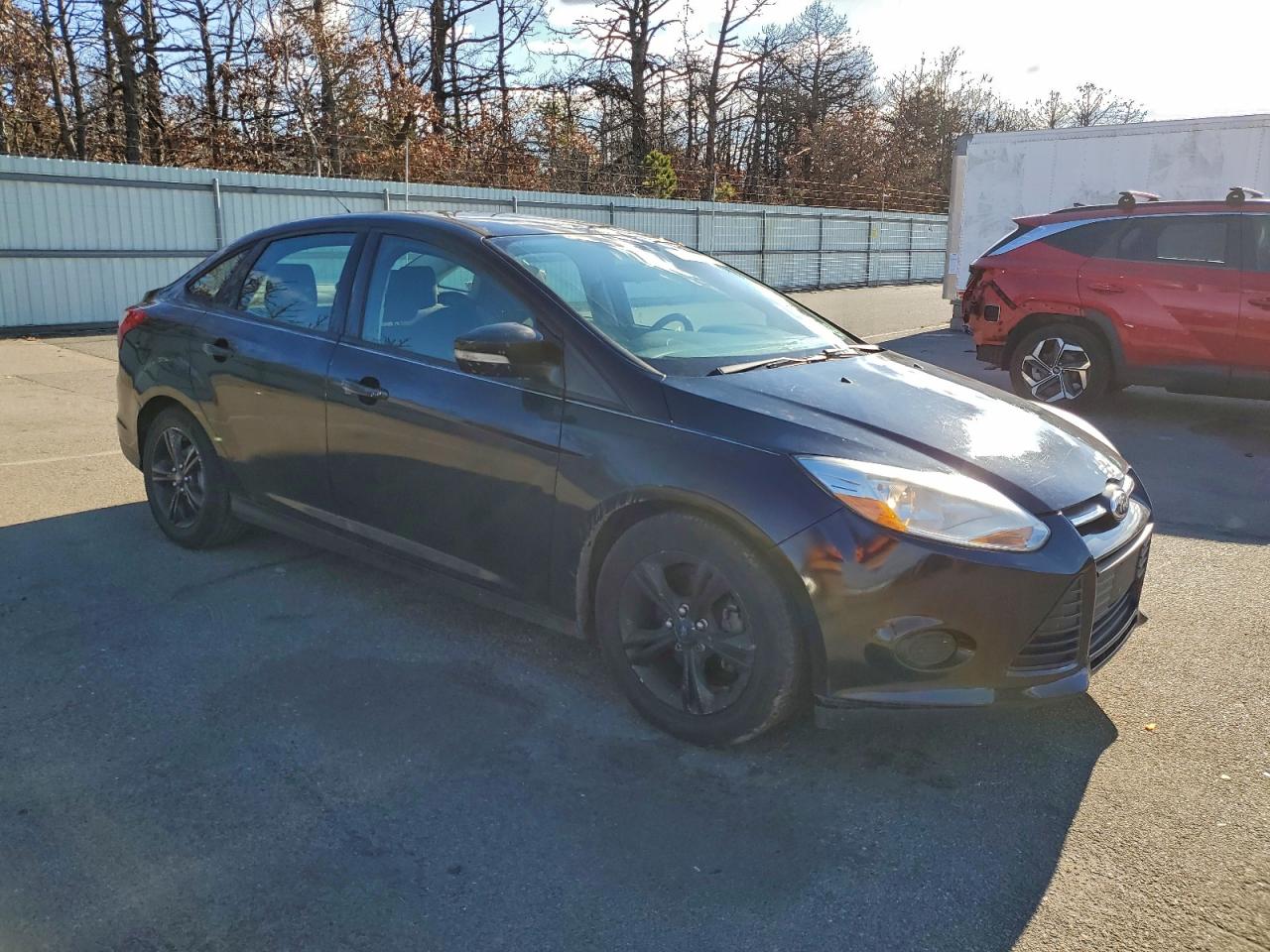 2014 FORD FOCUS SE photo 4