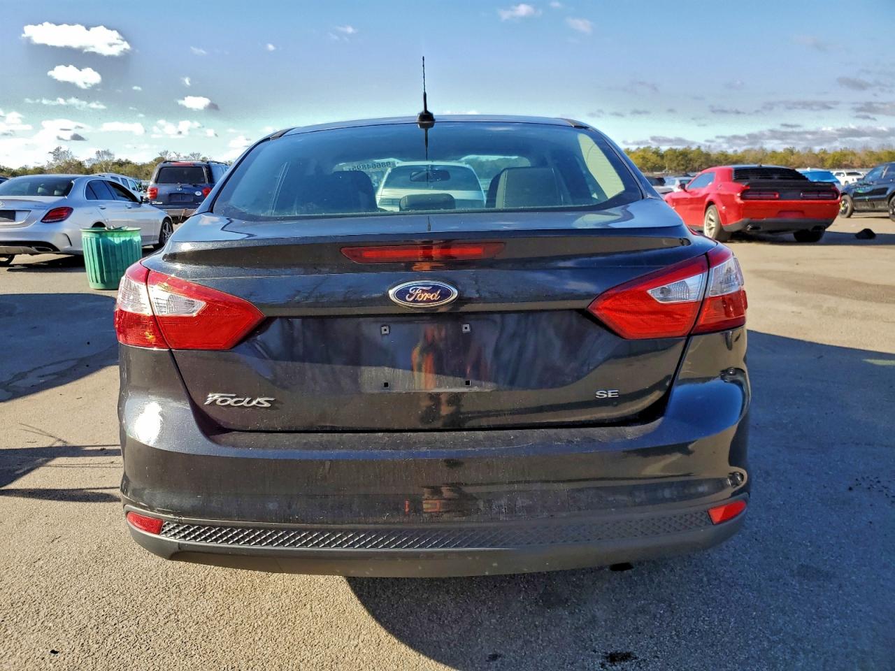 2014 FORD FOCUS SE photo 6