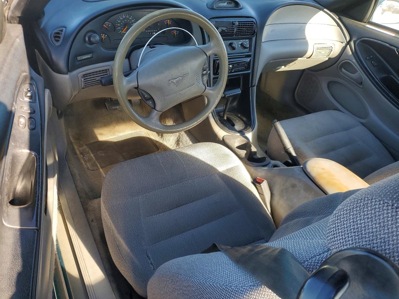 1996 FORD MUSTANG photo 8