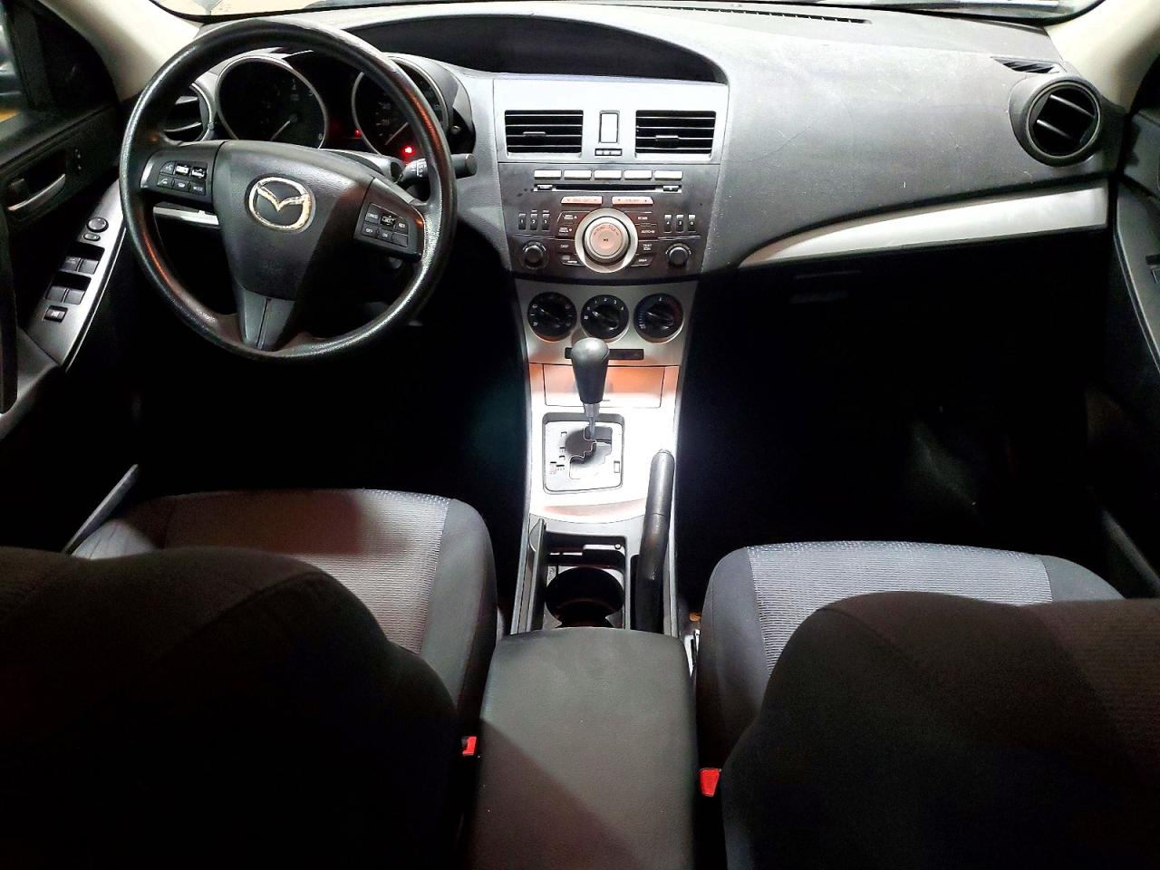 2010 MAZDA 3 I photo 8