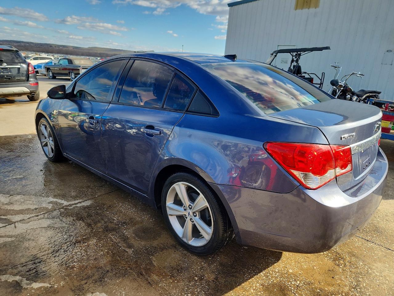 2014 CHEVROLET CRUZE LS photo 2