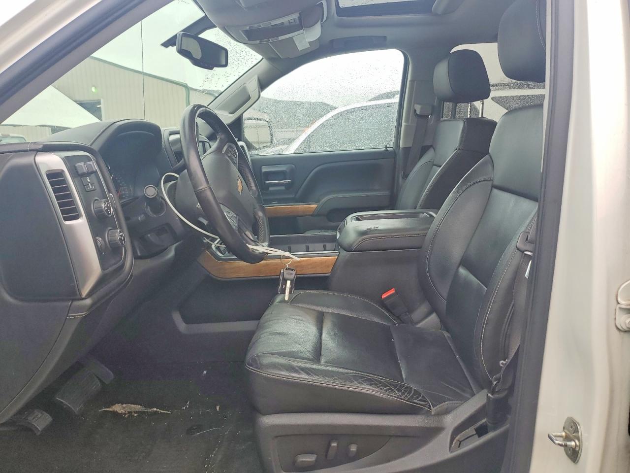 2015 CHEVROLET SILVERADO K1500 LTZ photo 7