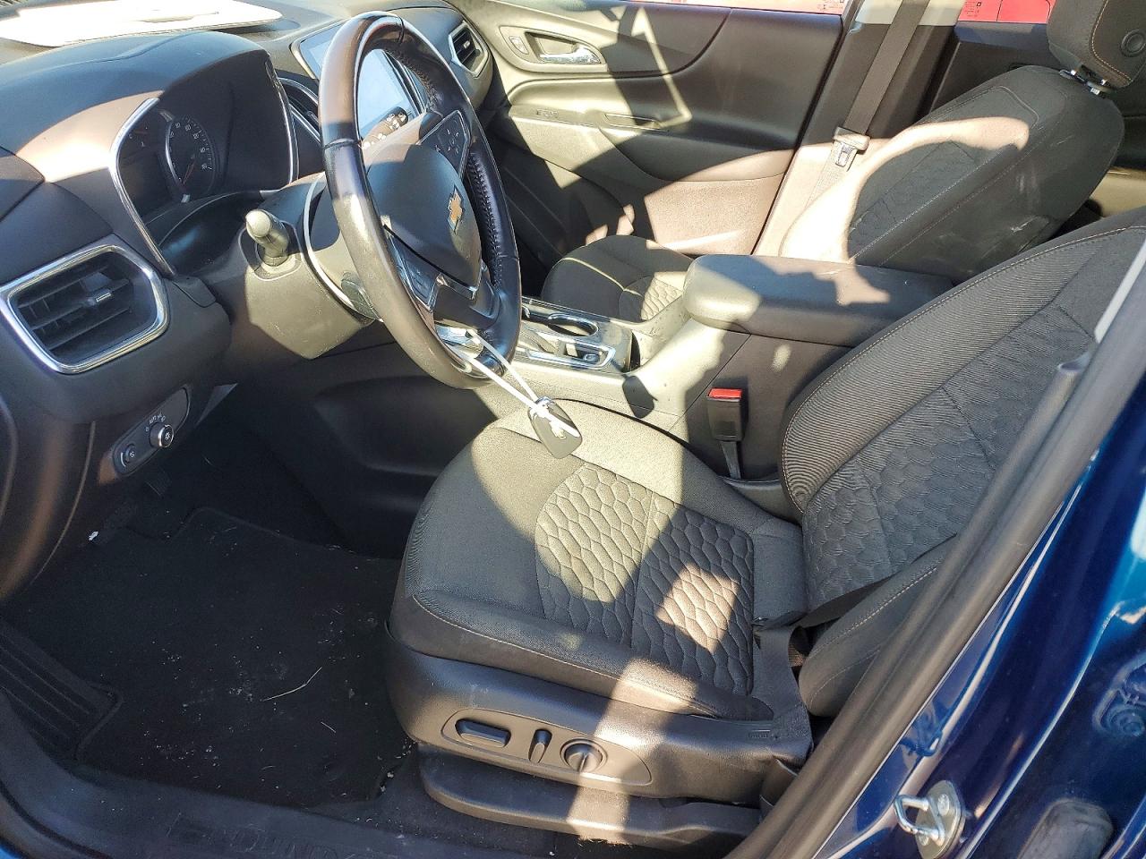 2019 CHEVROLET EQUINOX LT photo 7
