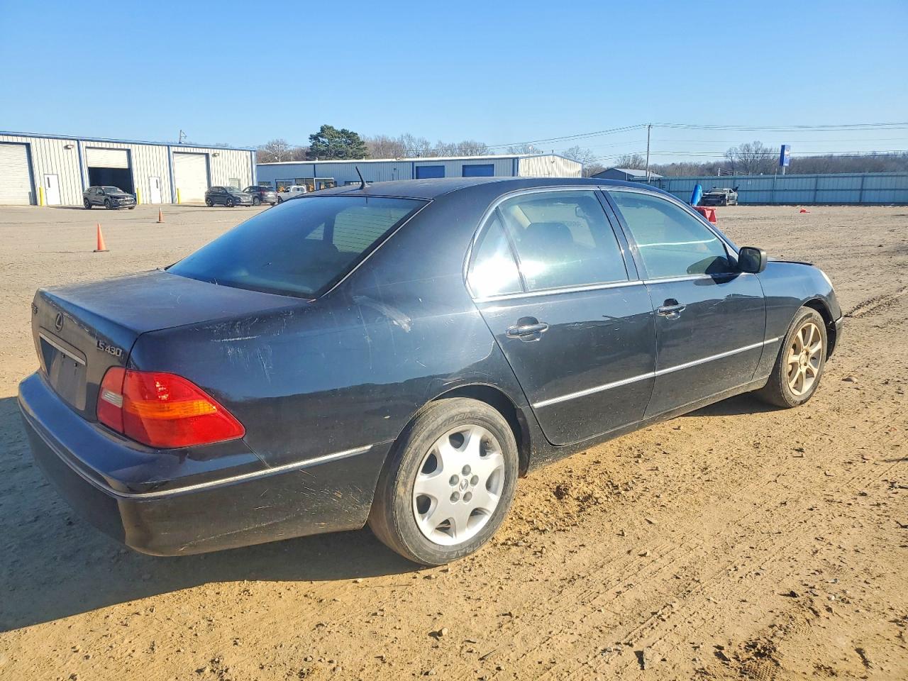 2003 LEXUS LS 430 photo 3