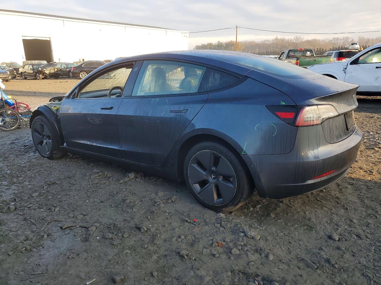2022 TESLA MODEL 3 photo 2