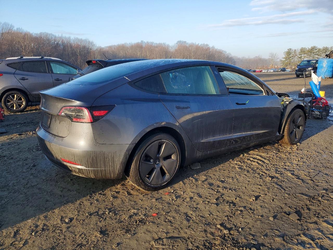 2022 TESLA MODEL 3 photo 3