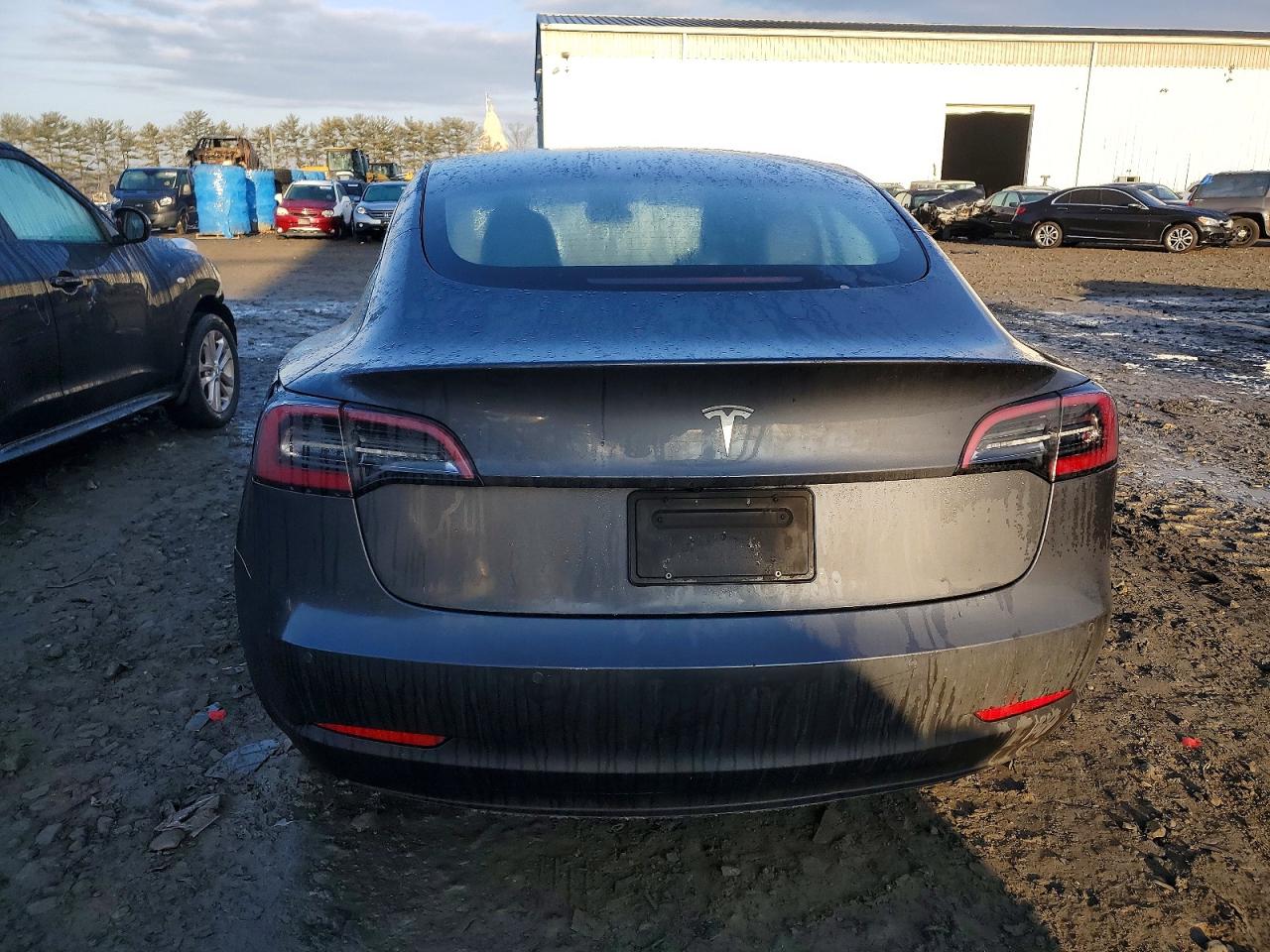 2022 TESLA MODEL 3 photo 6