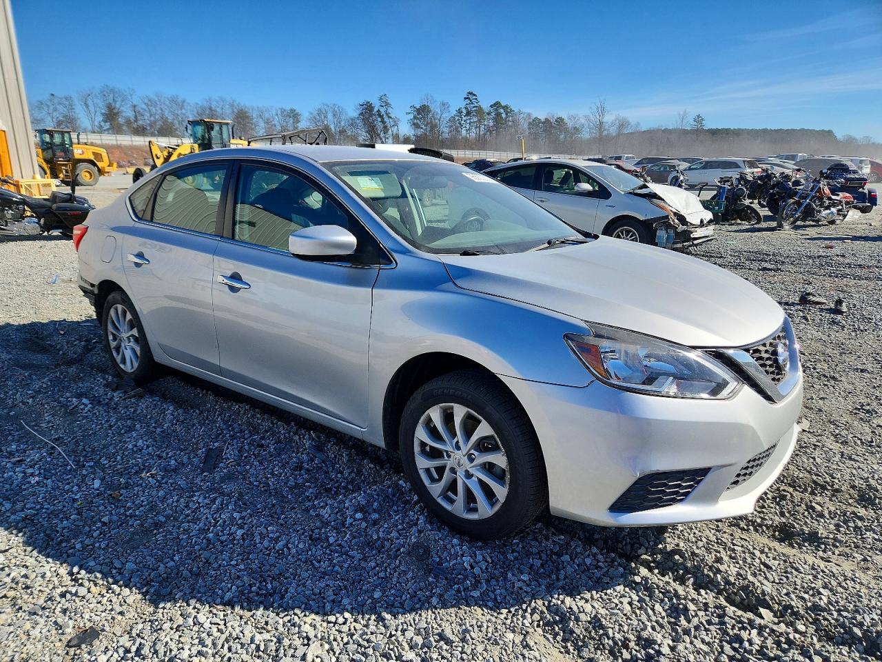 2019 NISSAN SENTRA S photo 4
