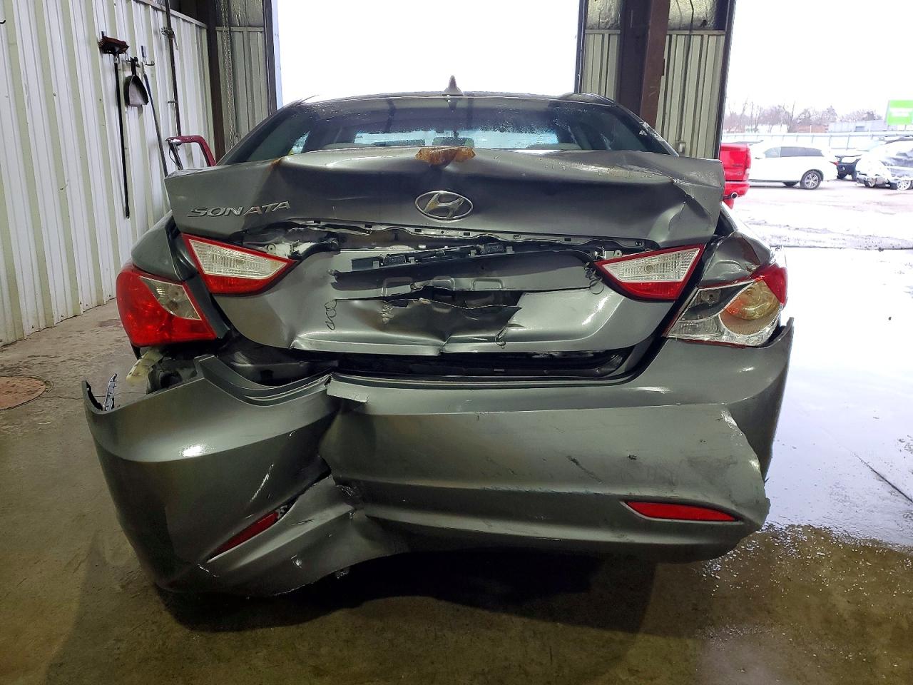 2011 HYUNDAI SONATA GLS photo 16