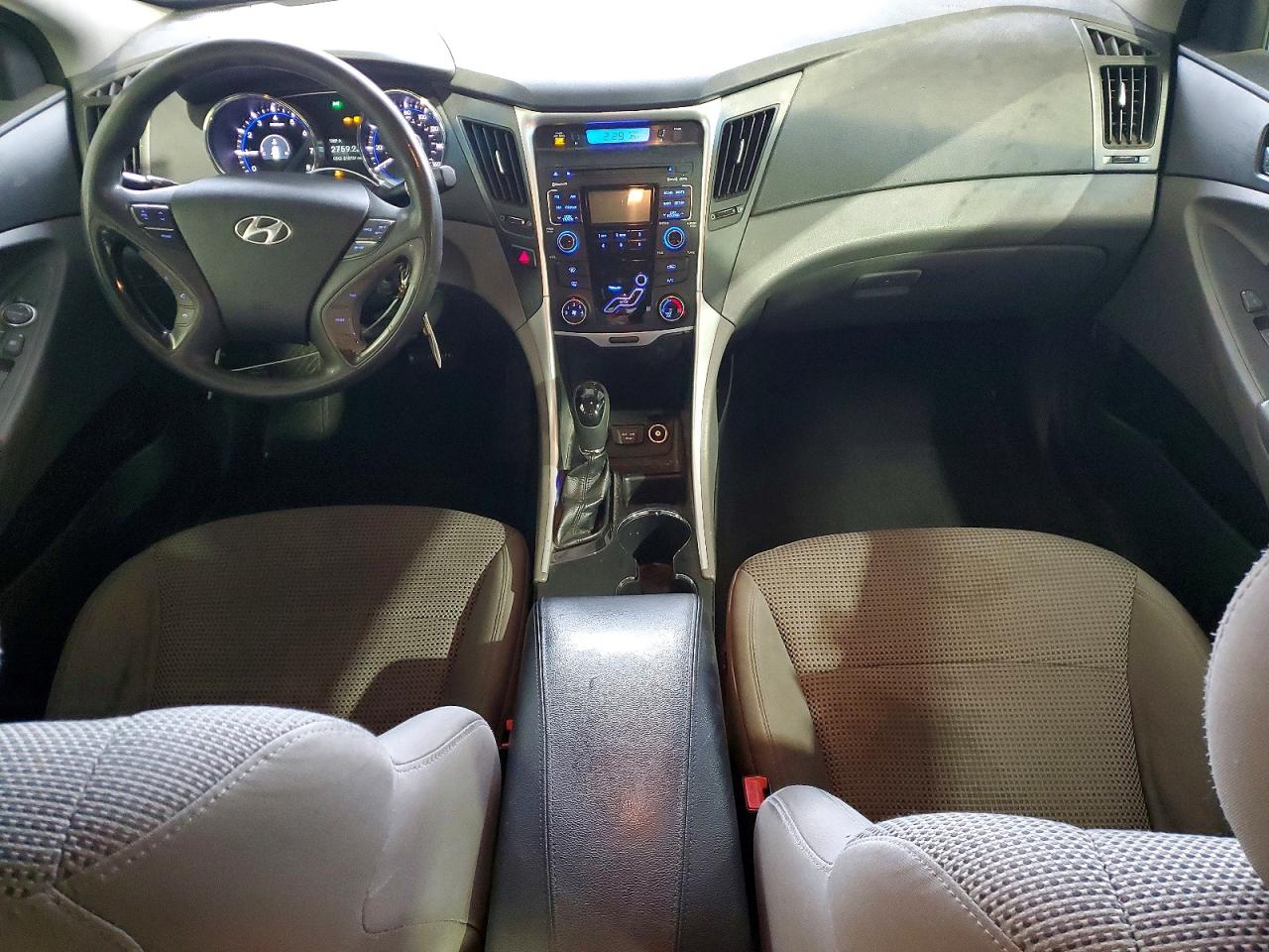2011 HYUNDAI SONATA GLS photo 22