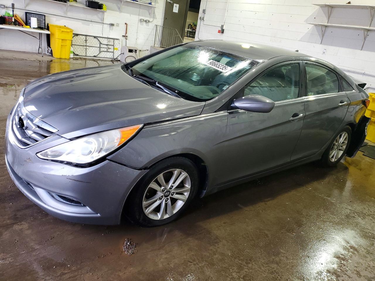 2011 HYUNDAI SONATA