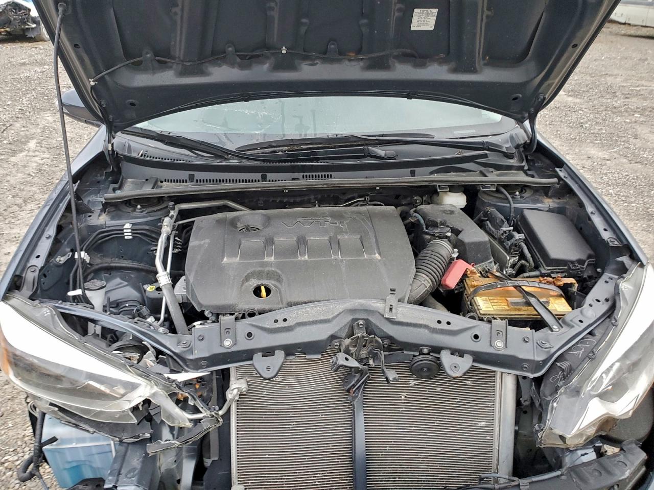 2014 TOYOTA COROLLA L photo 11