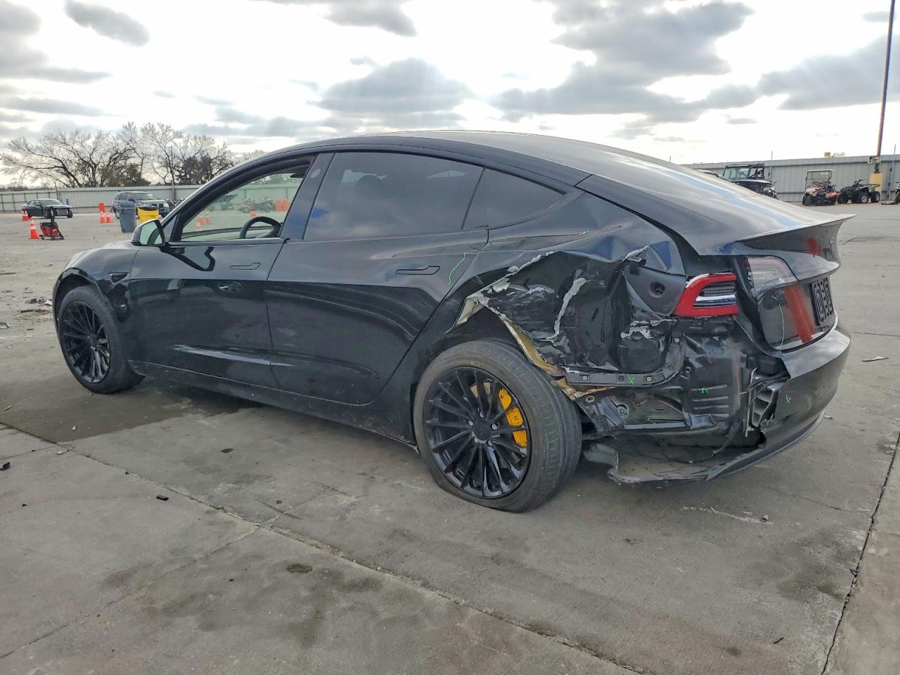 2021 TESLA MODEL 3 photo 2