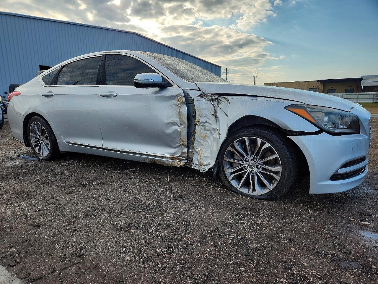2015 HYUNDAI GENESIS 3.8L photo 4