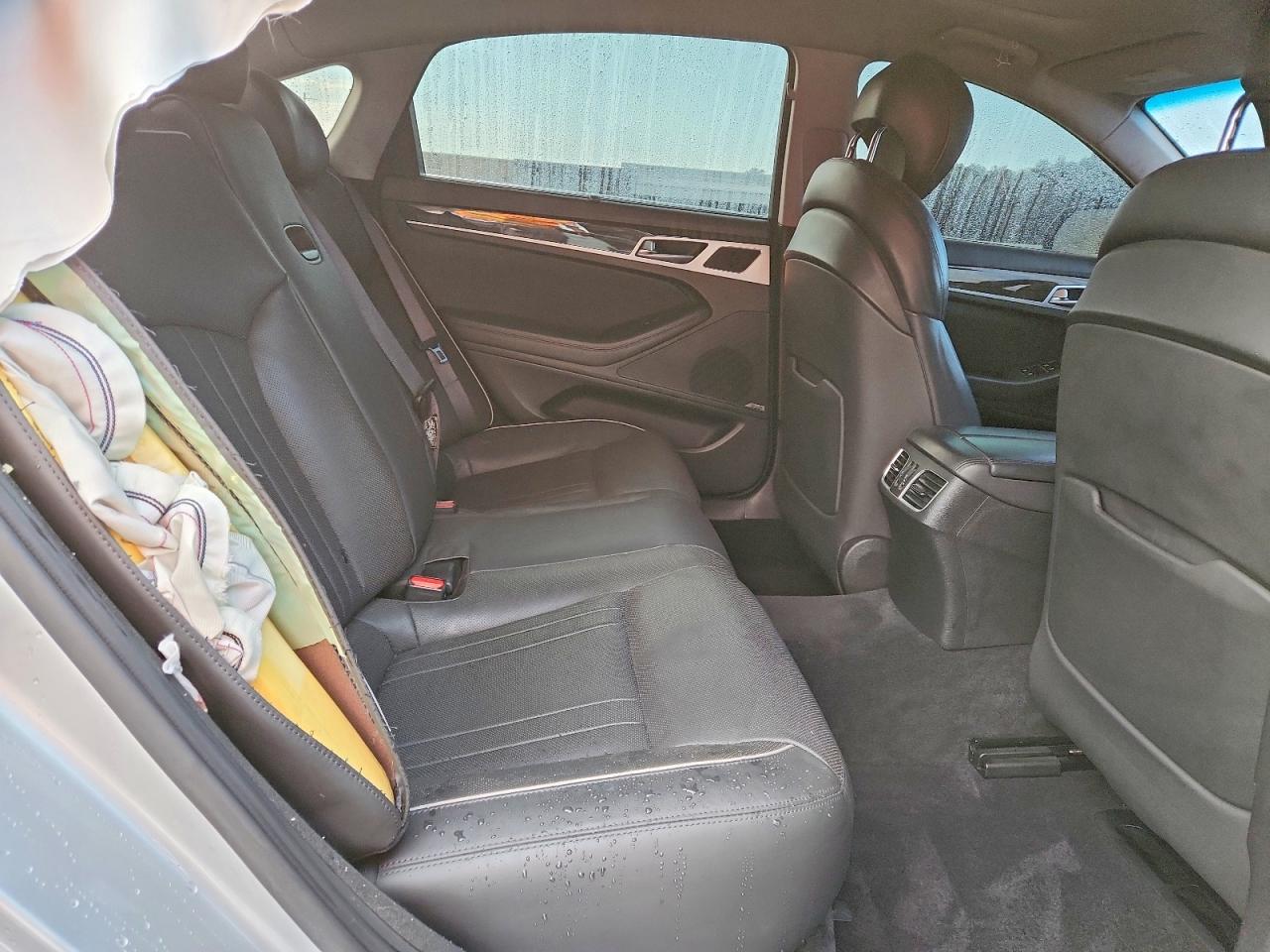 2015 HYUNDAI GENESIS 3.8L photo 10