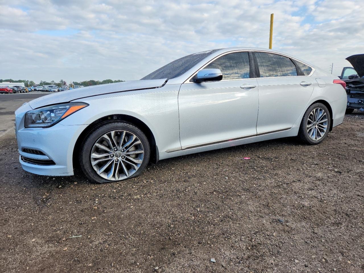 2015 HYUNDAI GENESIS