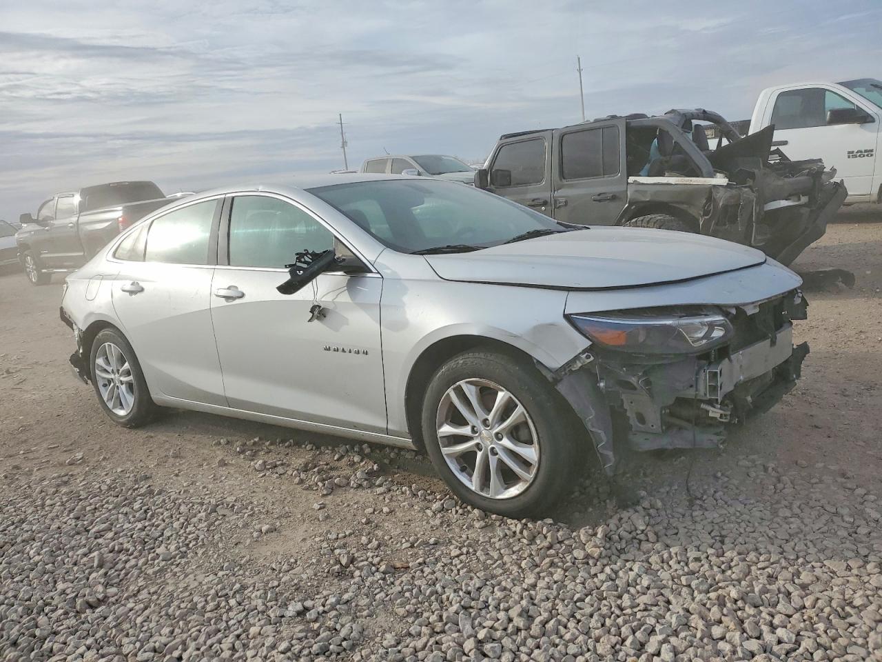 2018 CHEVROLET MALIBU LT photo 4