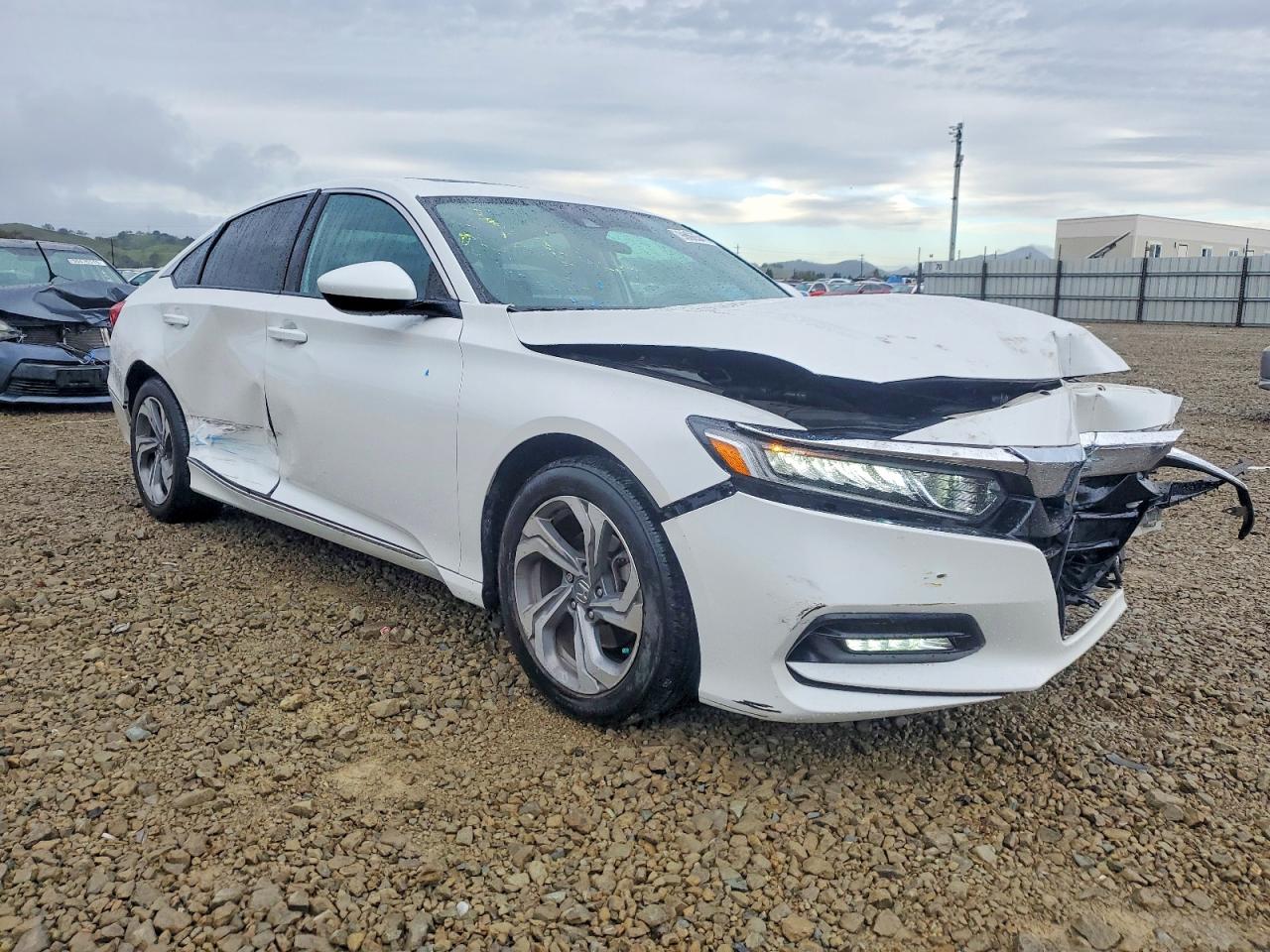 2020 HONDA ACCORD EX photo 4