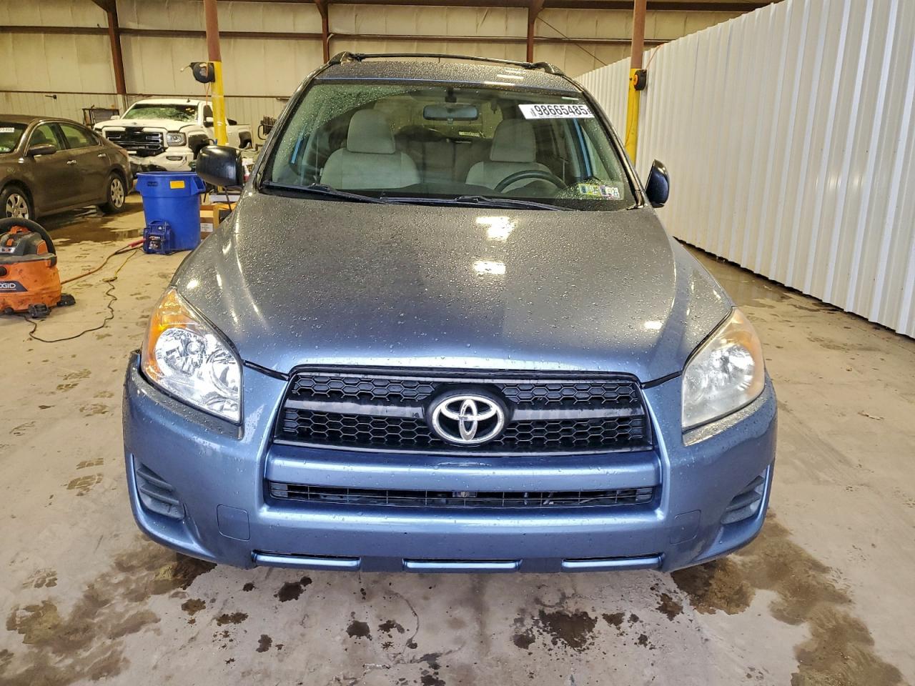 2010 TOYOTA RAV4 photo 13