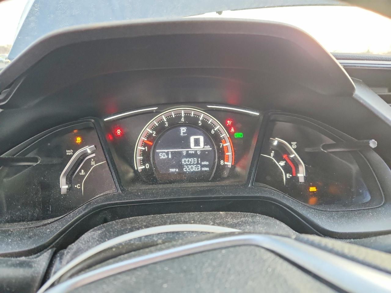 2017 HONDA CIVIC LX photo 9