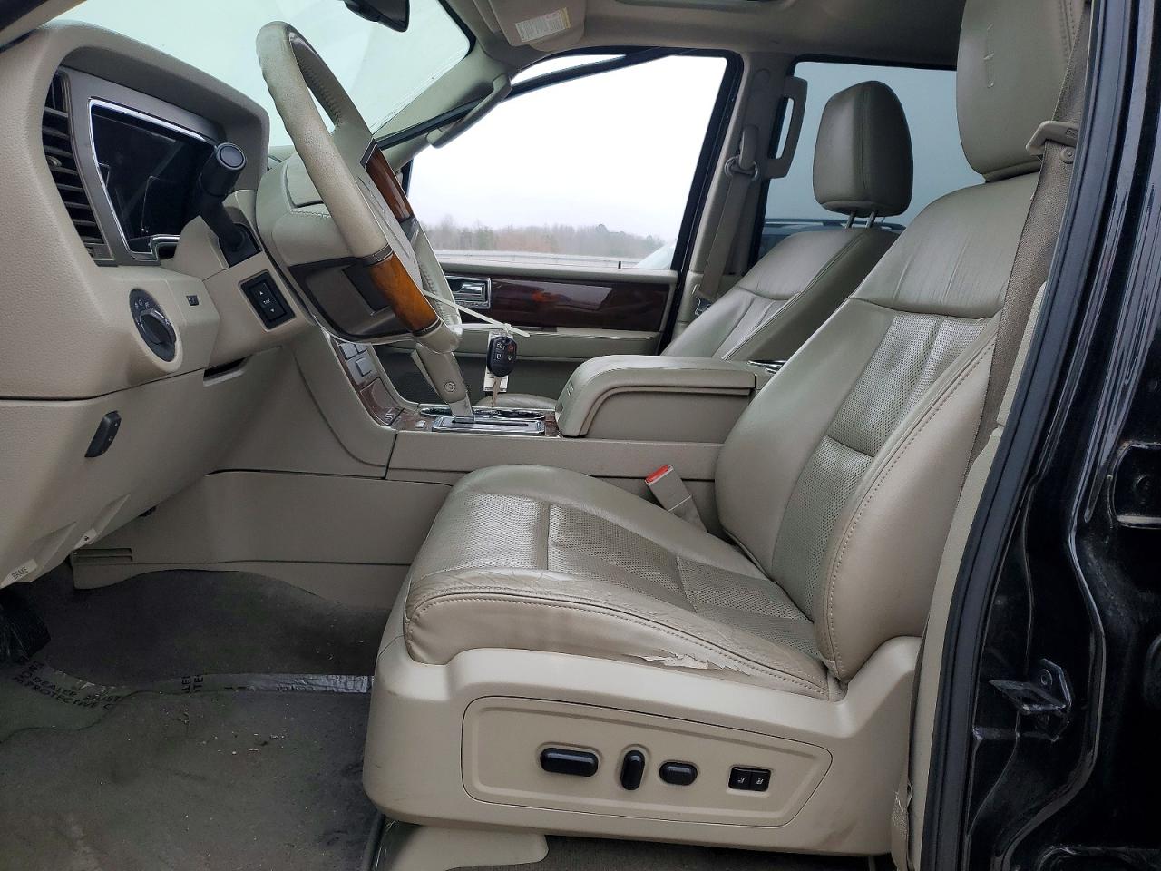 2013 LINCOLN NAVIGATOR L photo 7
