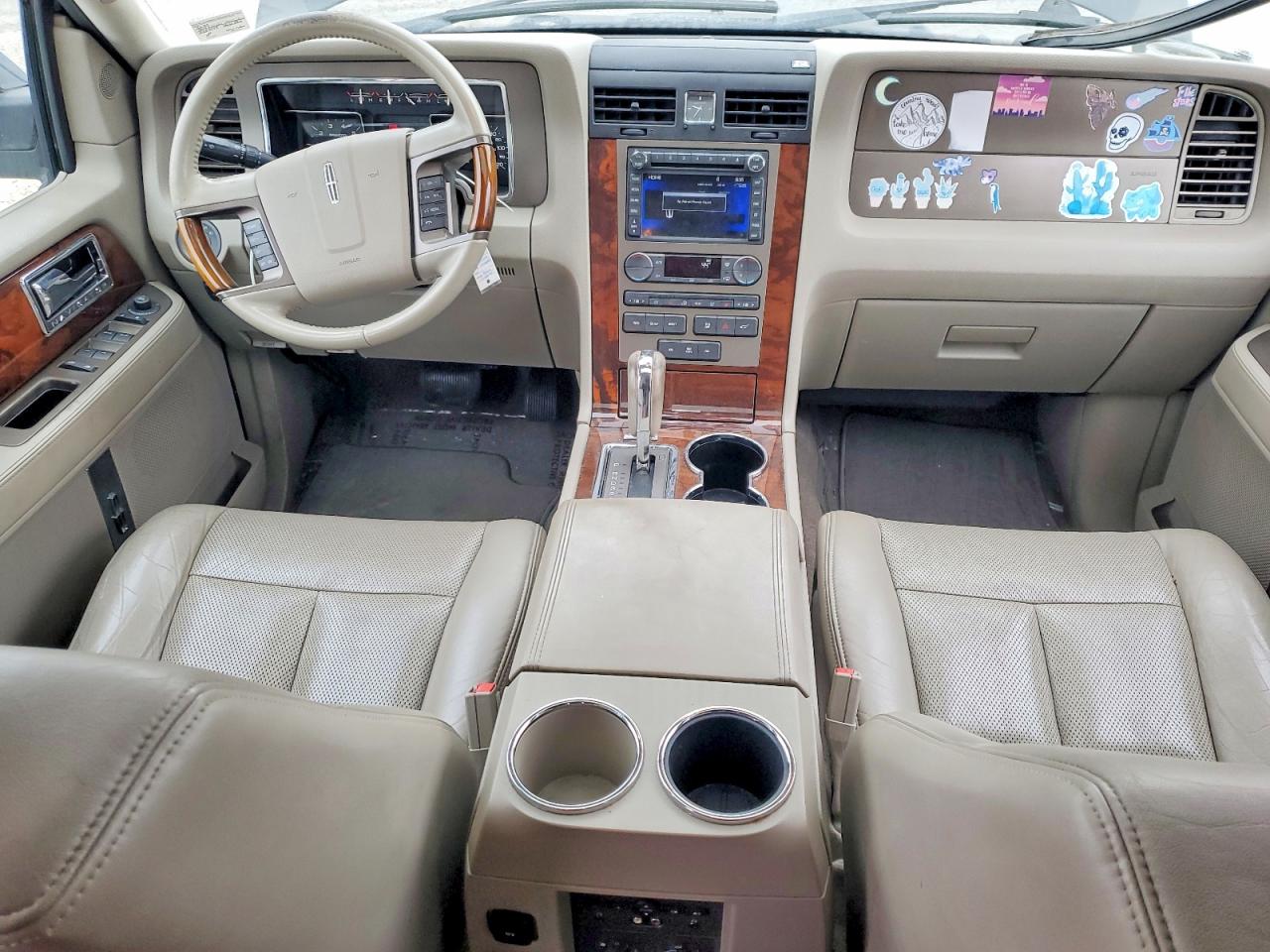 2013 LINCOLN NAVIGATOR L photo 8