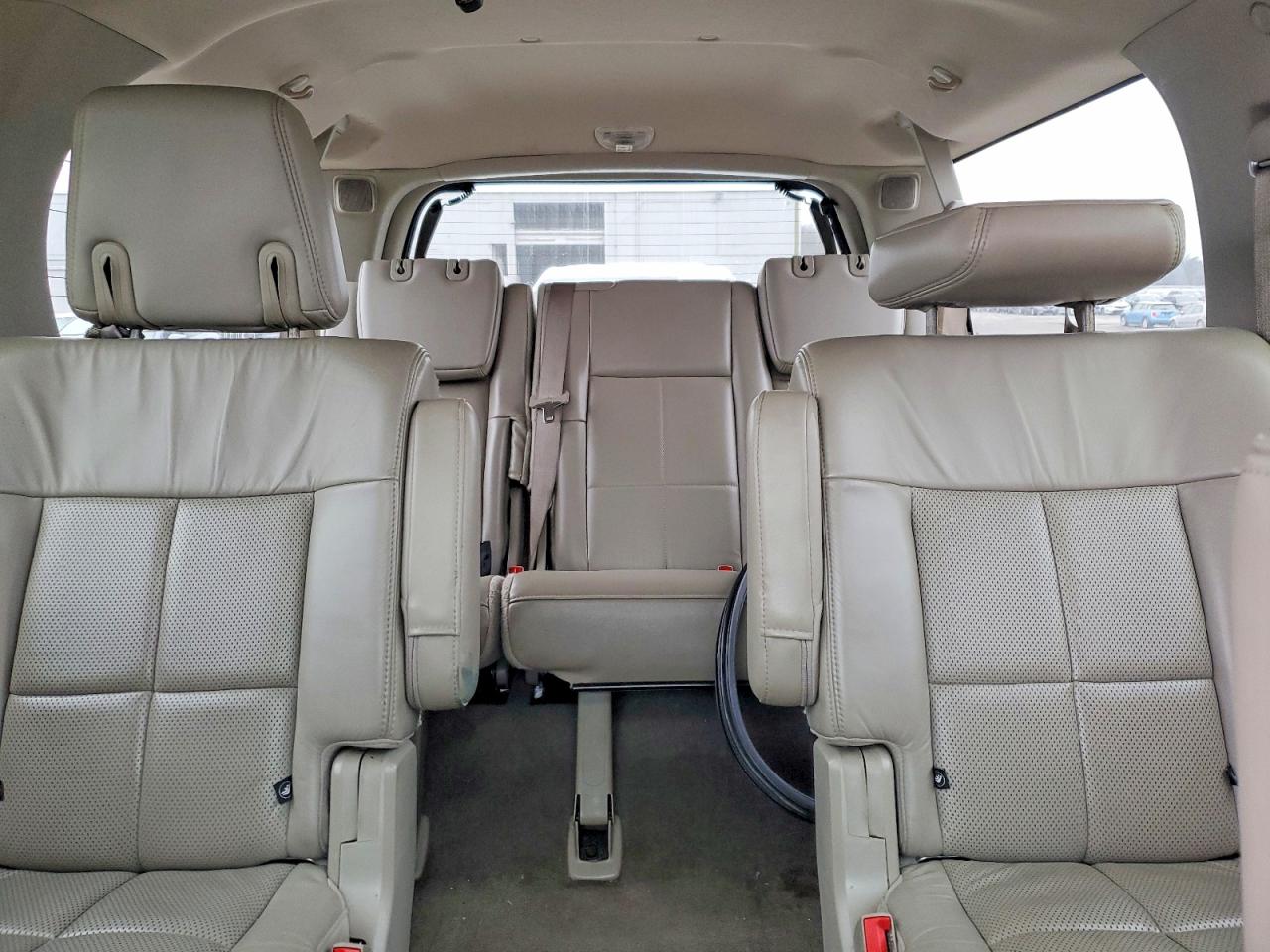 2013 LINCOLN NAVIGATOR L photo 10
