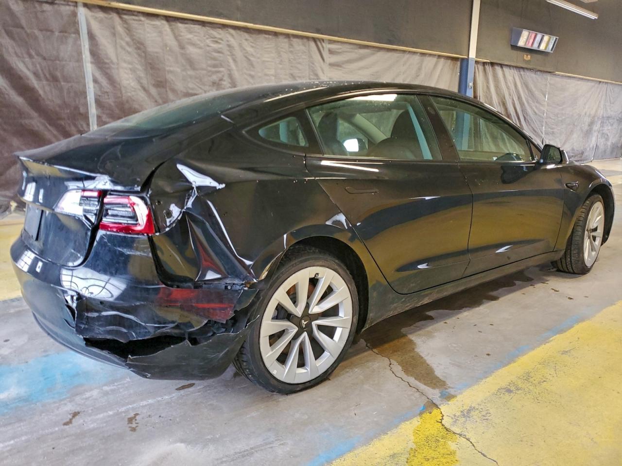 2022 TESLA MODEL 3 photo 3