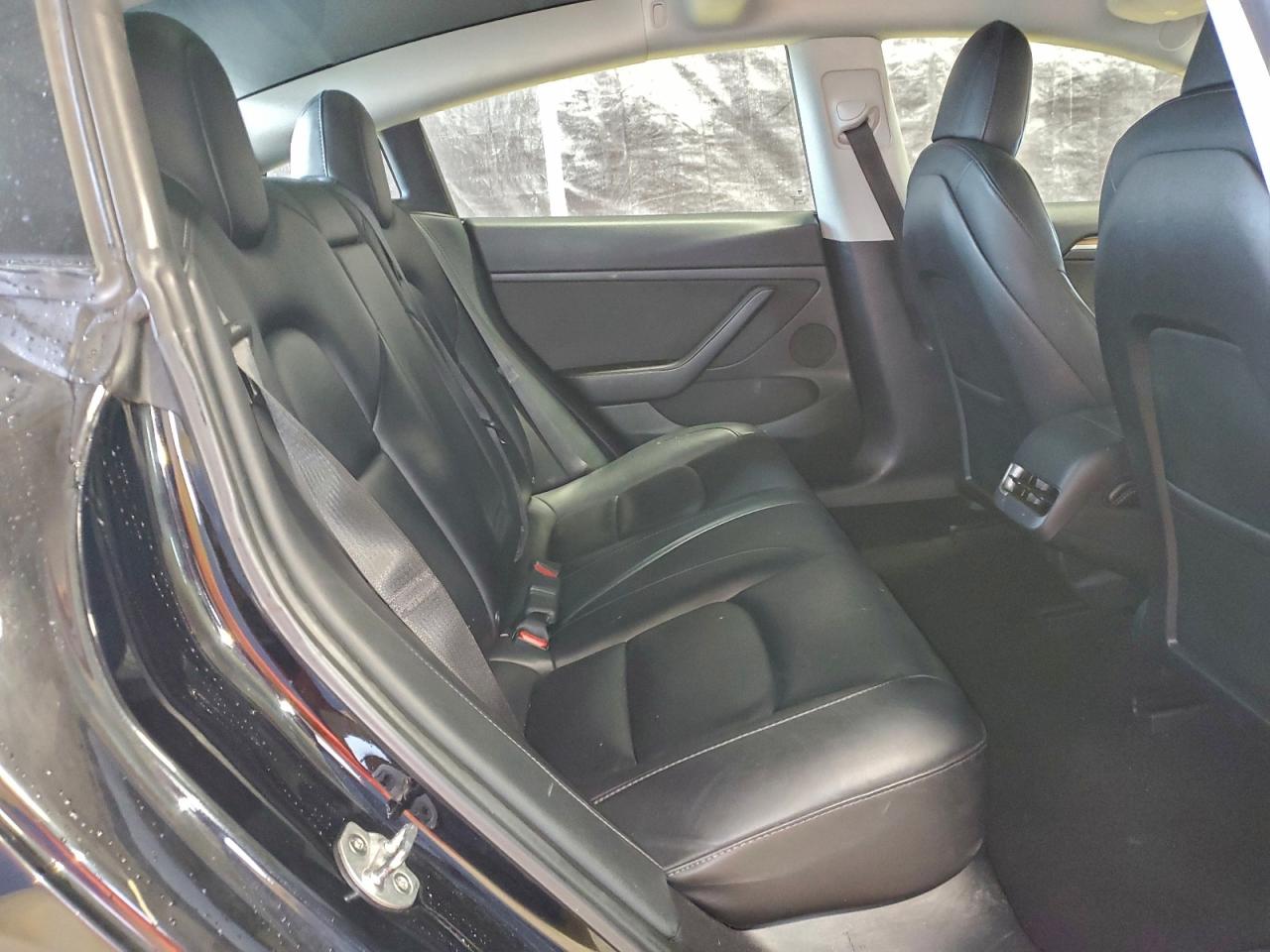 2022 TESLA MODEL 3 photo 10