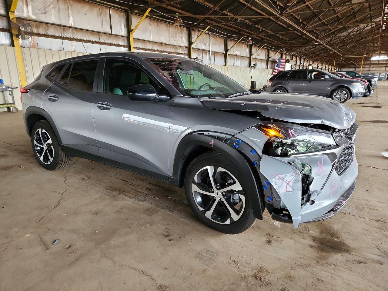 2025 CHEVROLET TRAX 1RS photo 4