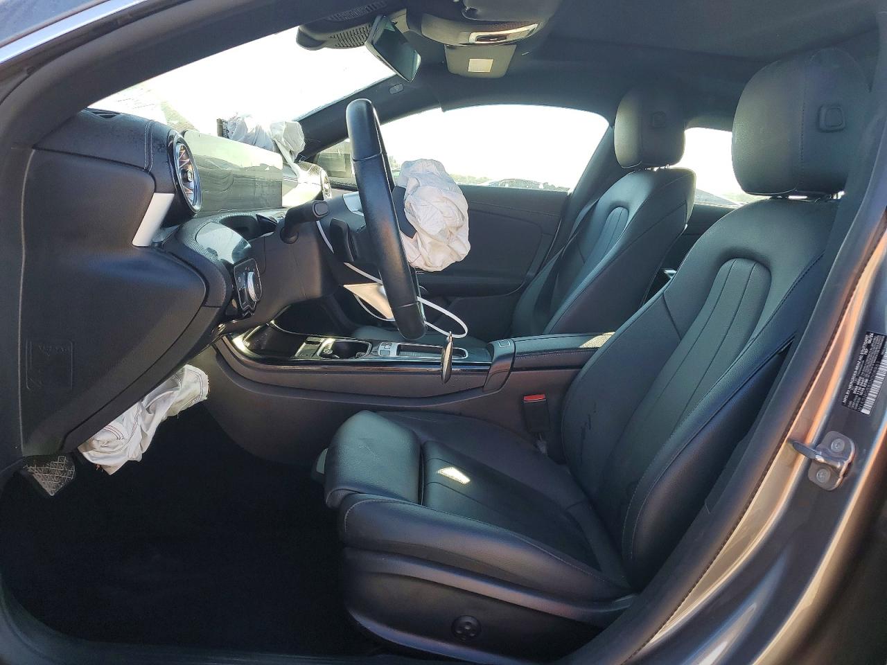 2025 MERCEDES-BENZ CLA 250 photo 7