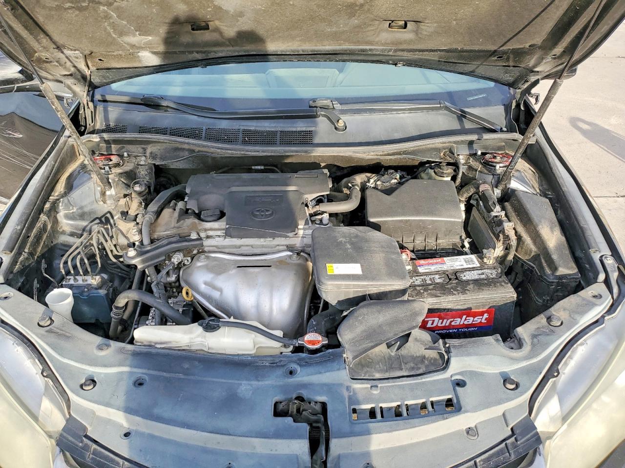 2016 TOYOTA CAMRY LE photo 21