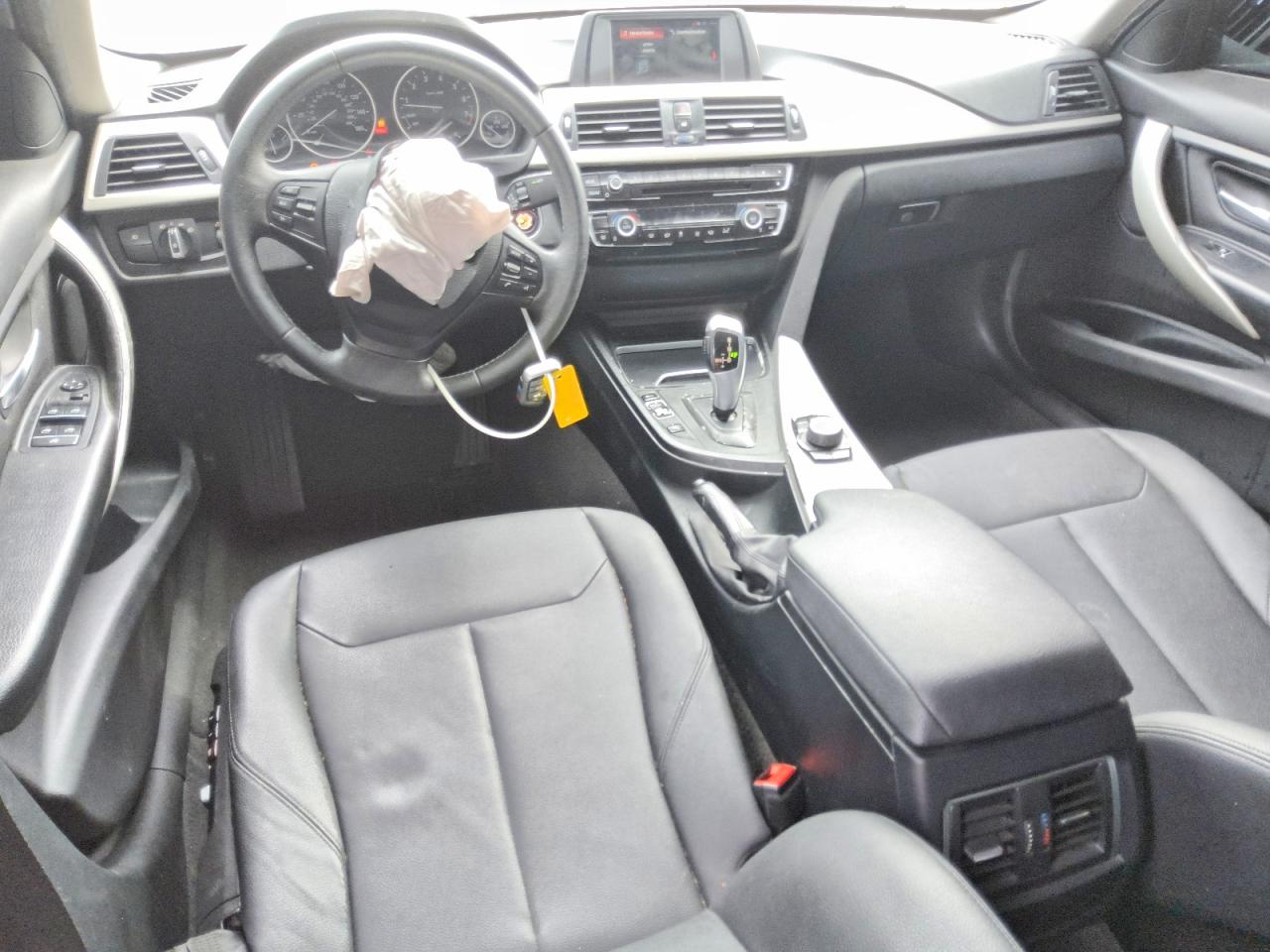 2018 BMW 320 I photo 8