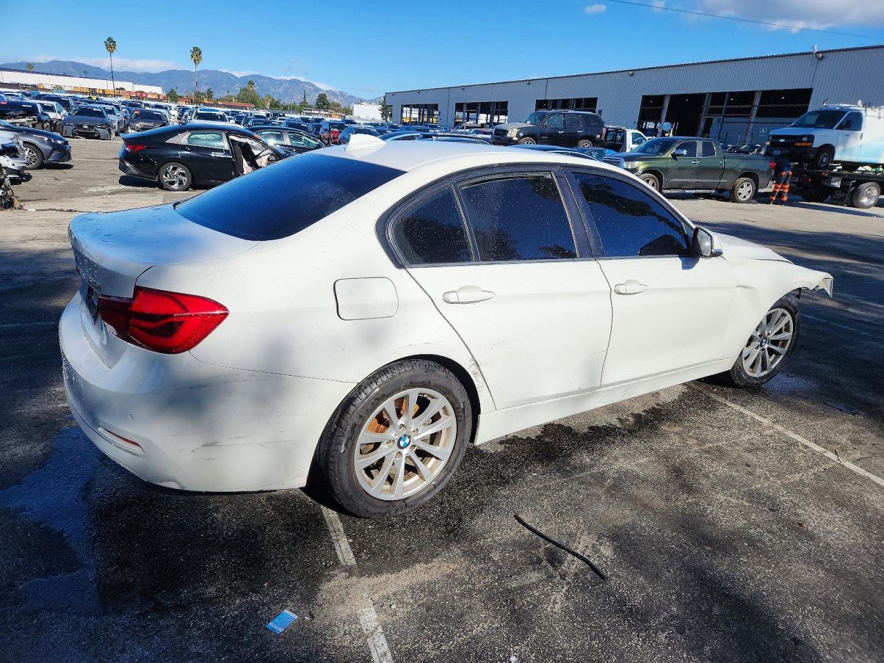 2018 BMW 320 I photo 3