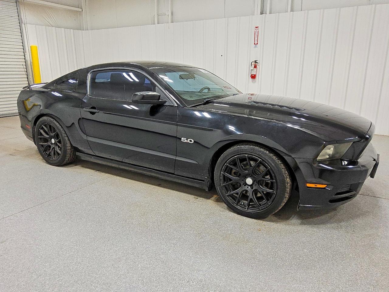 2014 FORD MUSTANG GT photo 4
