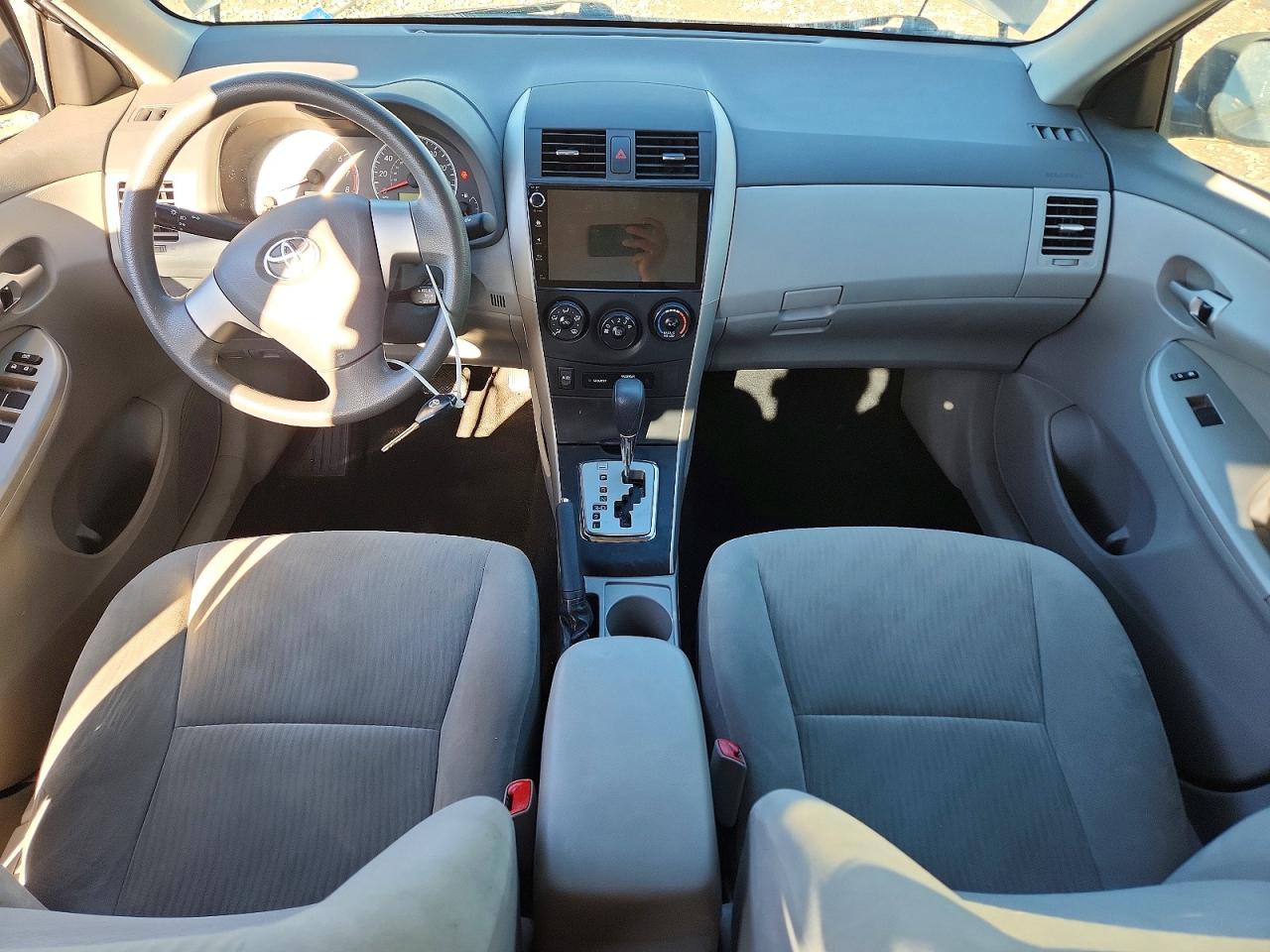 2010 TOYOTA COROLLA BASE photo 15