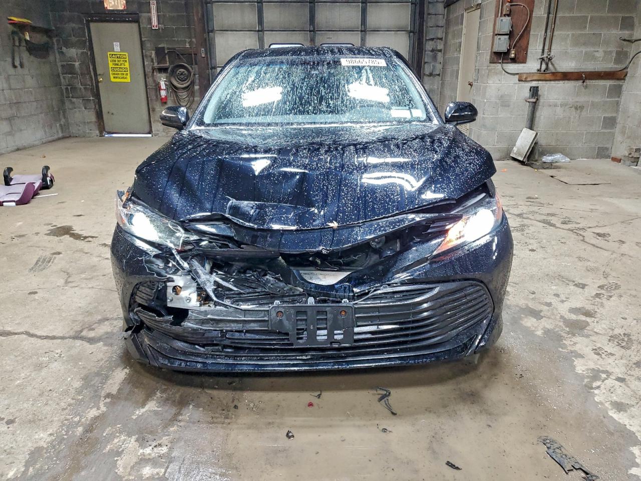 2018 TOYOTA CAMRY L photo 9