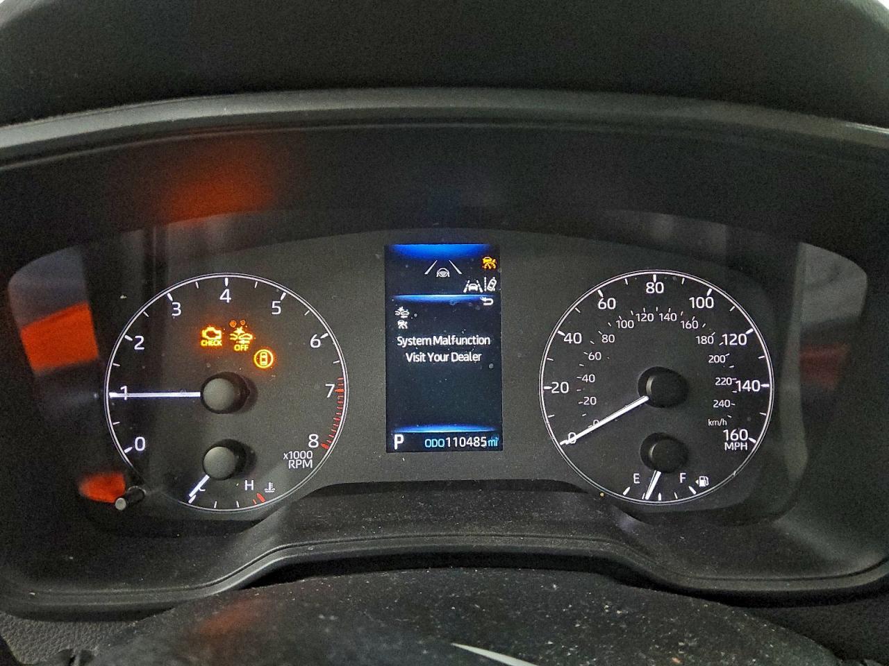 2023 TOYOTA COROLLA LE photo 9