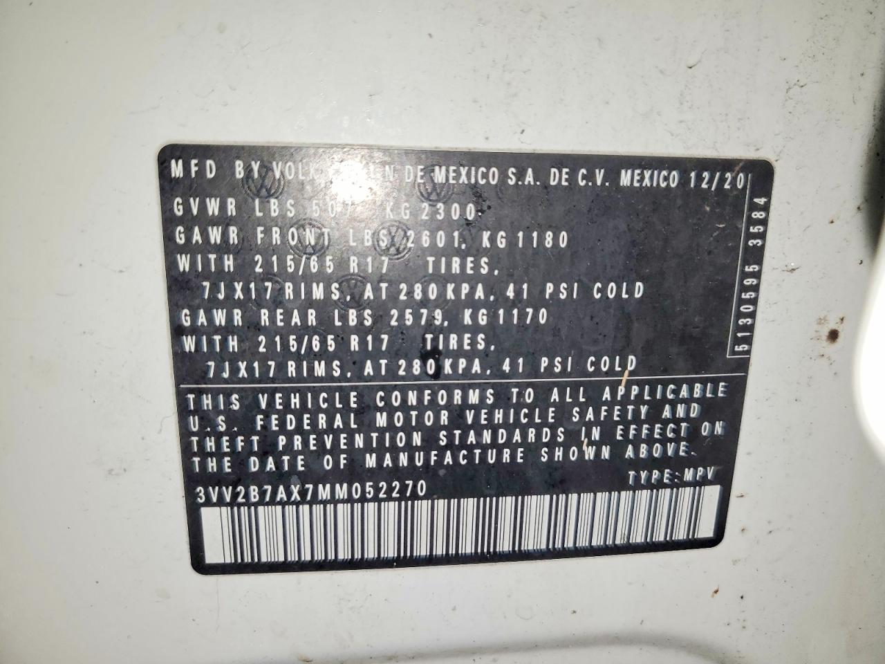 2021 VOLKSWAGEN TIGUAN SE photo 13