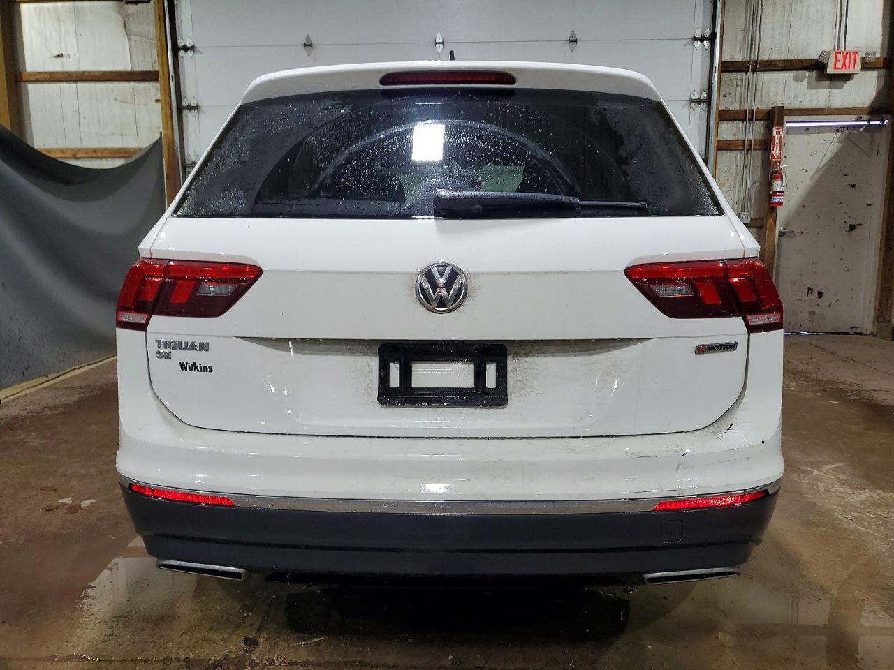 2021 VOLKSWAGEN TIGUAN SE photo 6