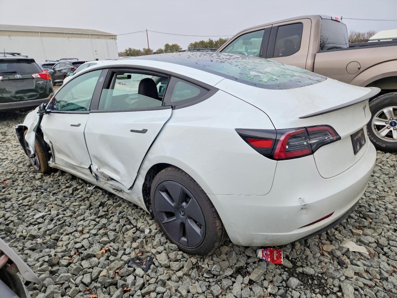 2023 TESLA MODEL 3 photo 2